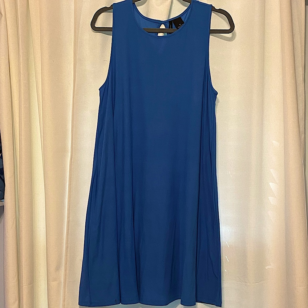 New directions, medium, light blue